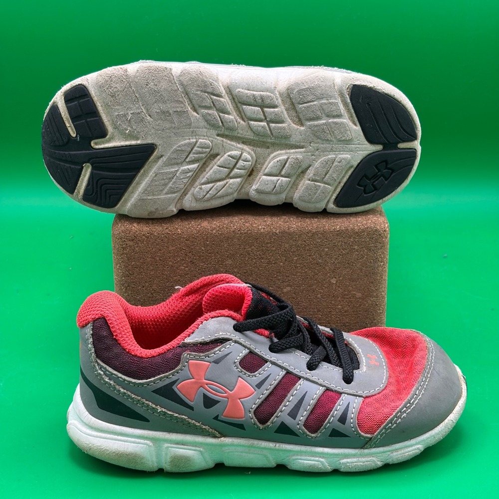Under Armour Sneakers Kids Size 10K Grey Pink Running Walking Shoes 1266304-035